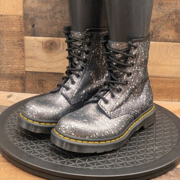 DR MARTENS METALLIC SPLATTER PAINT BOOTS BLACK SILVER COMBAT LACE UP SIZE 7 - Picture 1 of 9